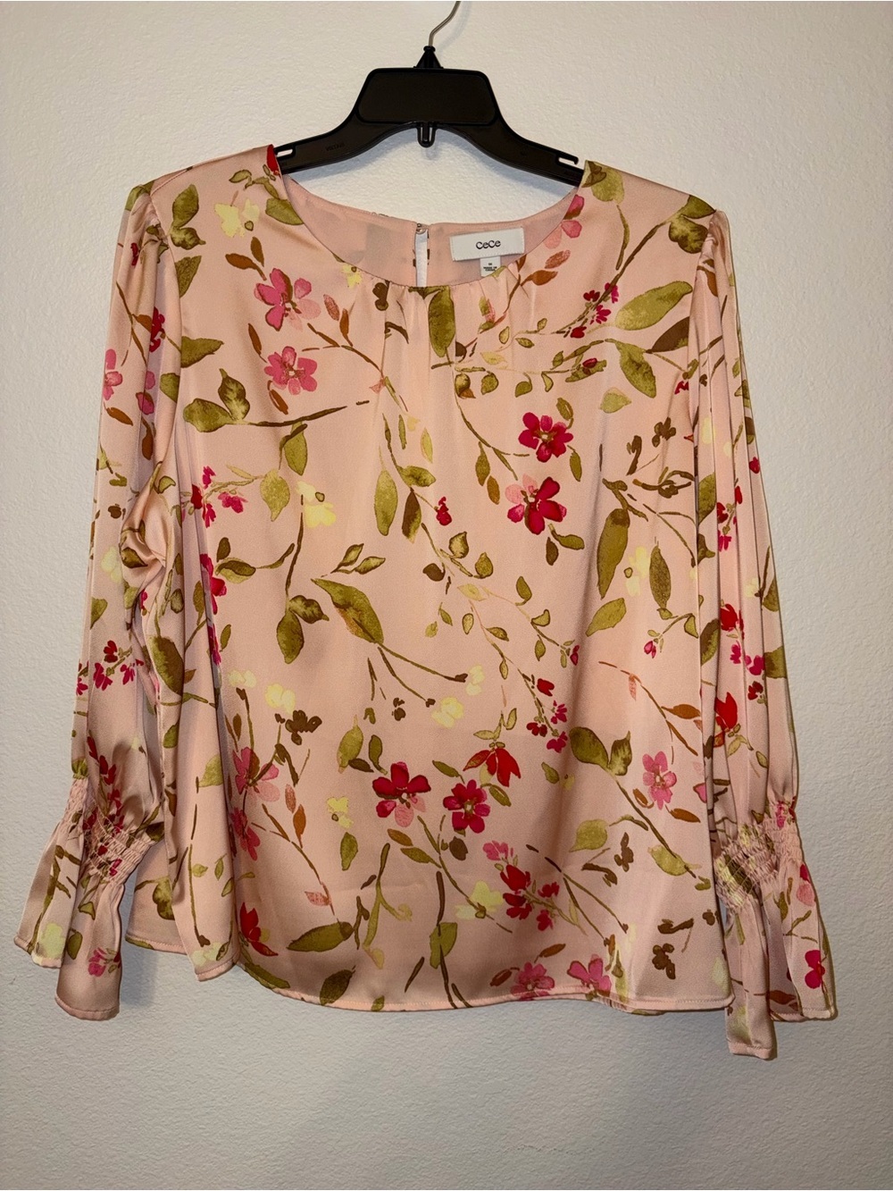 NWT CeCe Floral Satin Blouse Smocked Bell Cuffs Pink 1X
